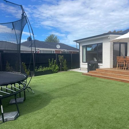 Private, Family-Friendly Home, 4Br By Airport & Free Parking Christchurch Exterior photo